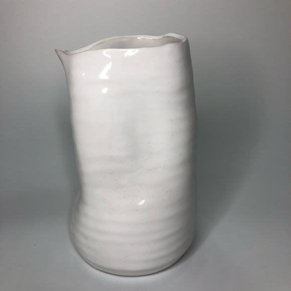 Four Chairs 6 Inch Ceramic White Vase - Picture 3 of 6